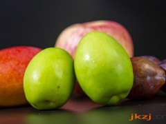 冬棗的營養(yǎng)物質(zhì)是什么  冬棗的功效與作用是什么