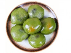 青團(tuán)可以用菠菜汁做嗎 青團(tuán)可以用什么代替艾草